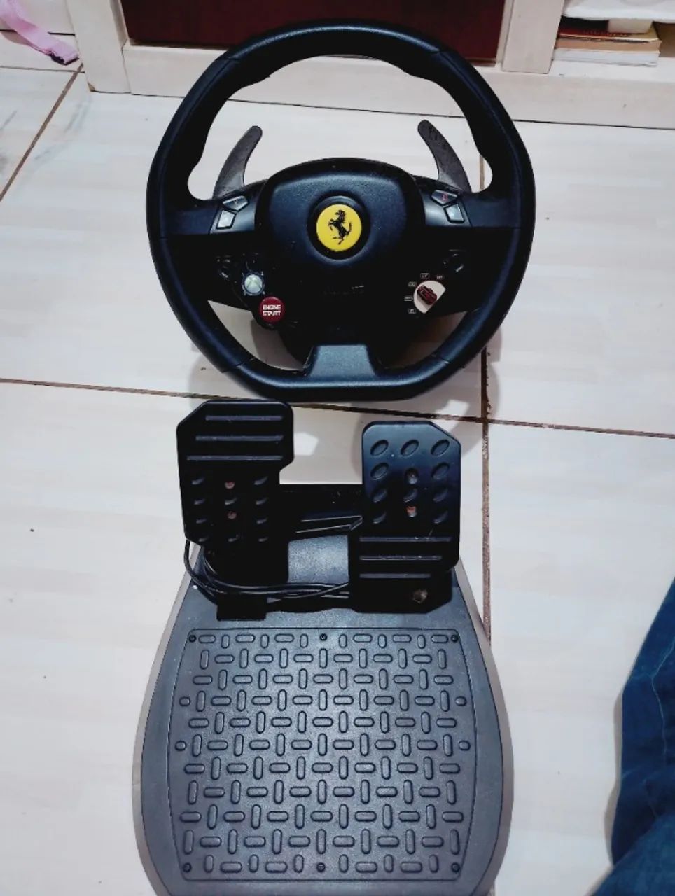 Volante E Pedal Thrustmaster Ferrari 458 Rw Xbox 360