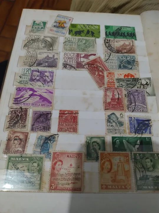 Venda de coleção de selos