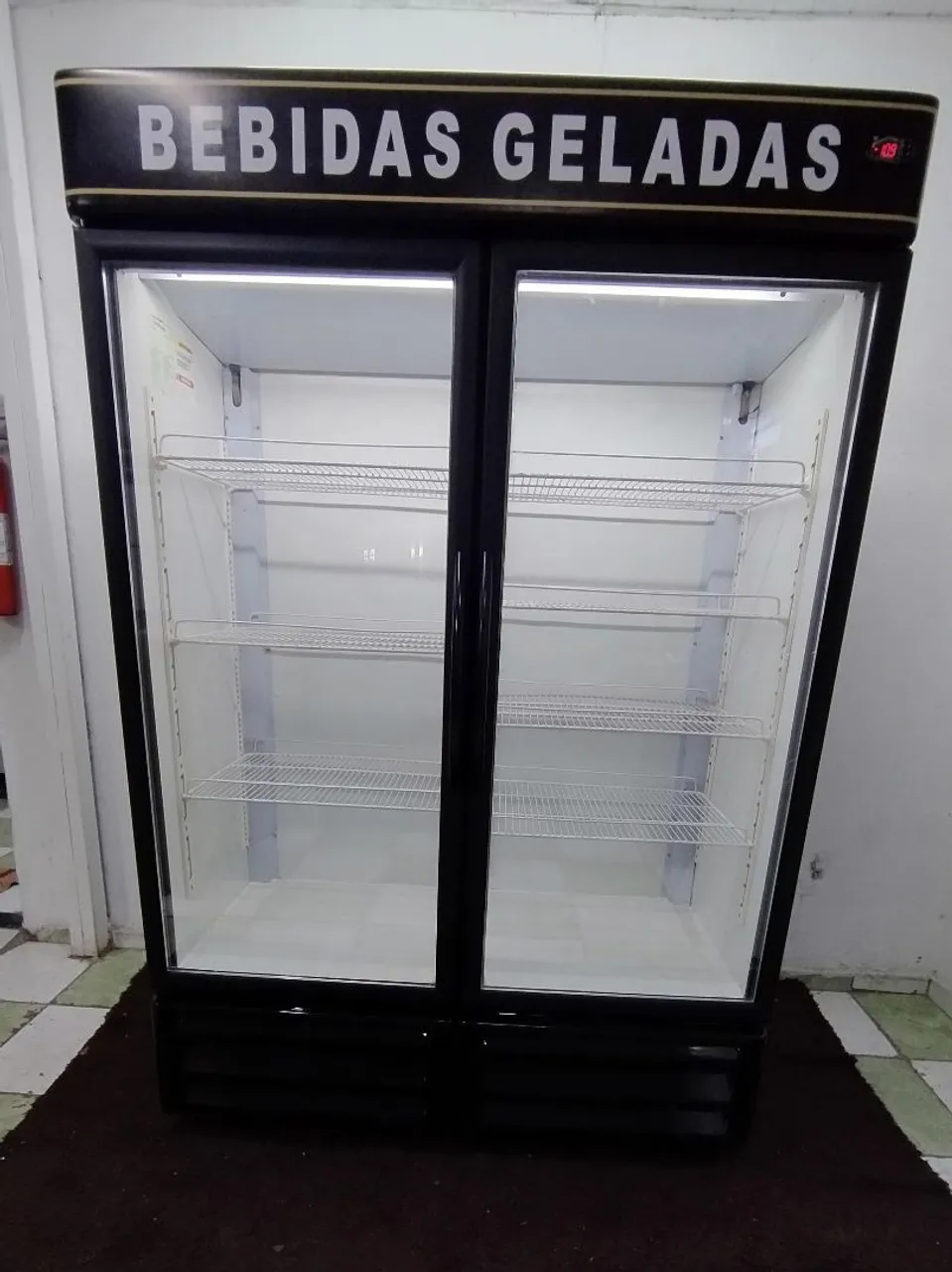 Freezer Cervejeira 02 Portas / 1.200 litros