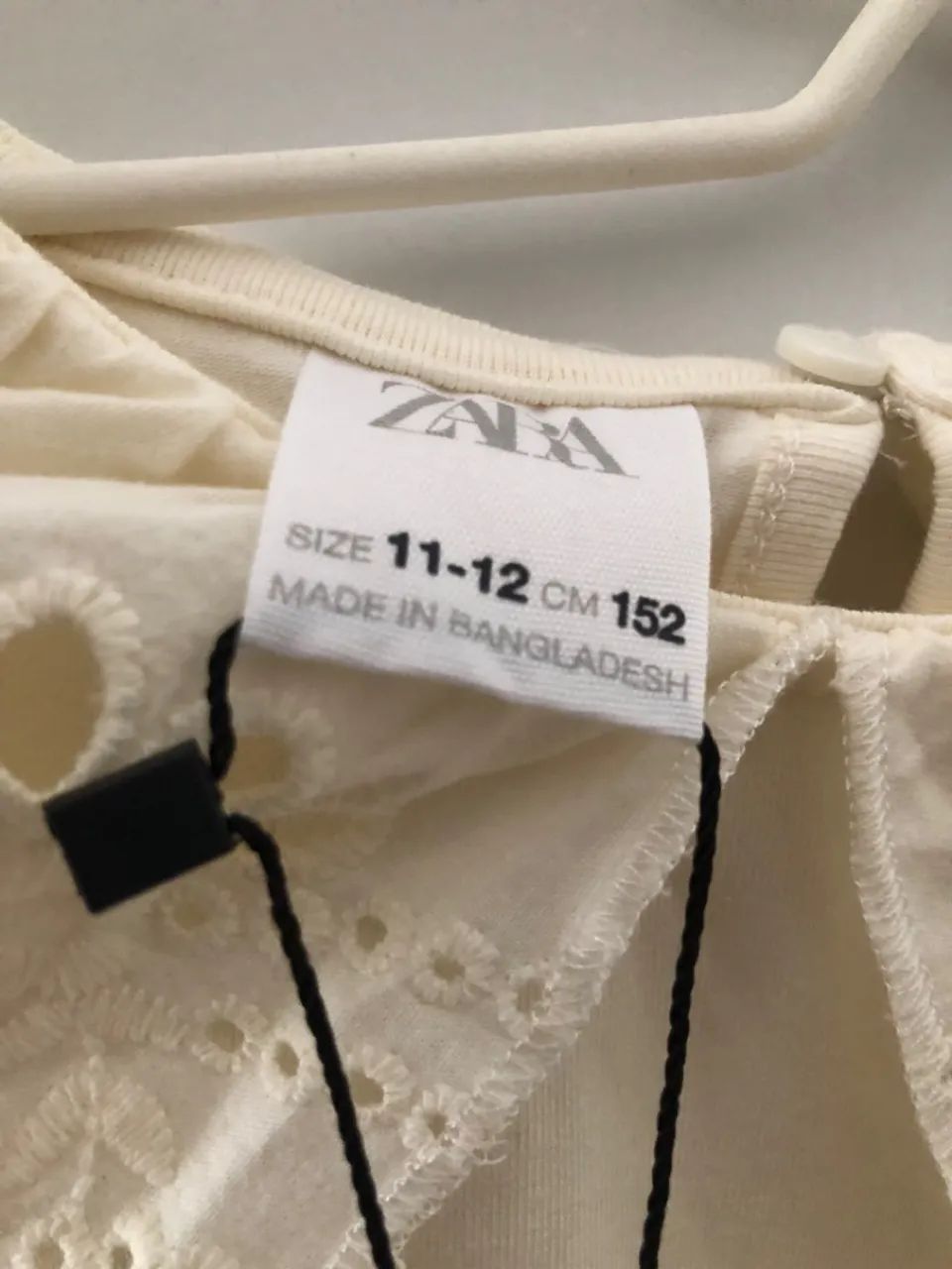 Blusa Zara com gola bordada Nova - Foto 3