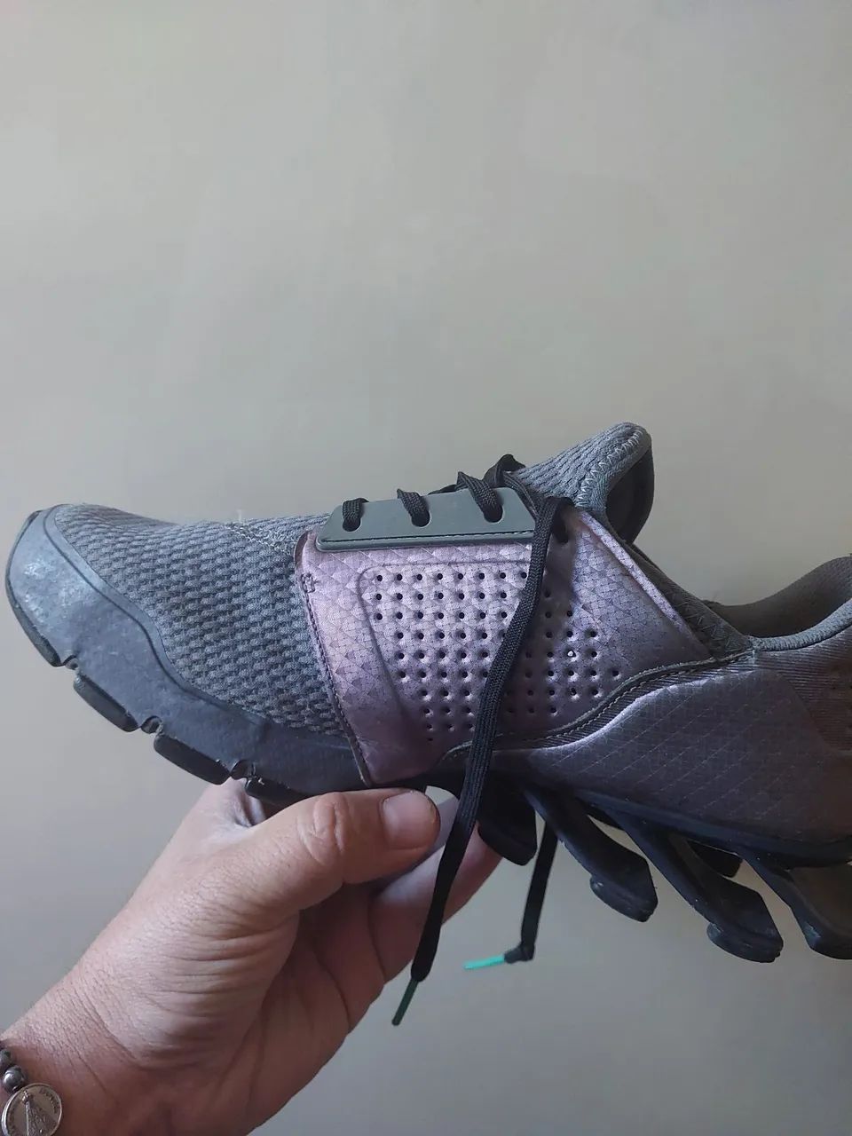 Tenis adidas original tamanho 42 - Foto 2