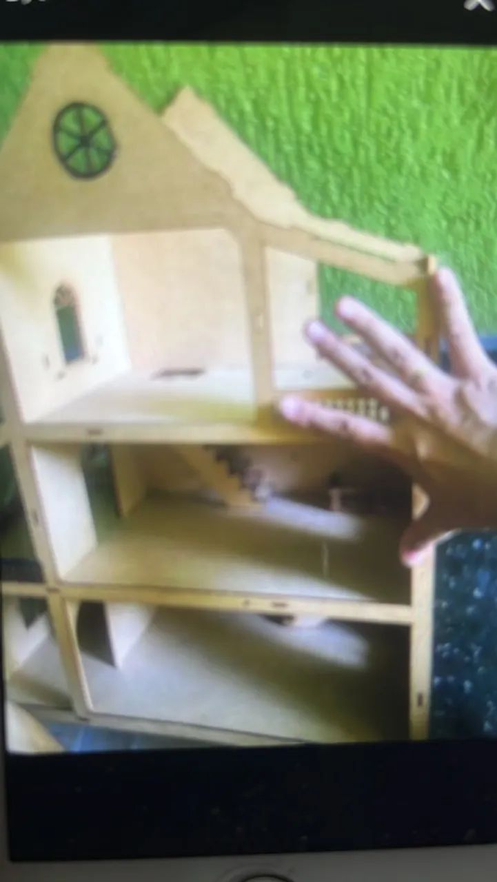 Miniatura Casa de Bonecas em Madeira - Foto 2