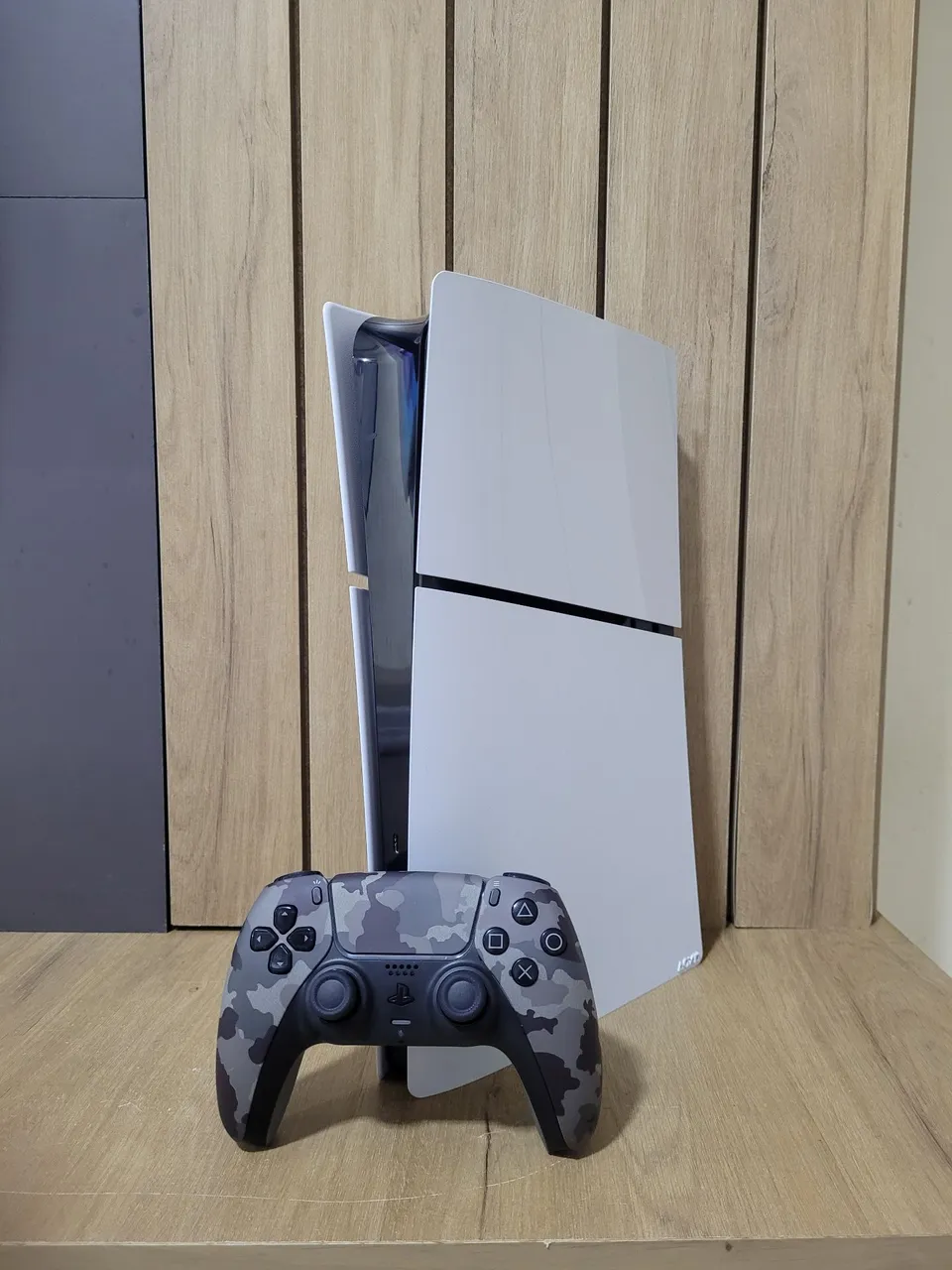 PlayStation 5 Slim + Controle Dualsense Camuflado (Aceito Cartão)