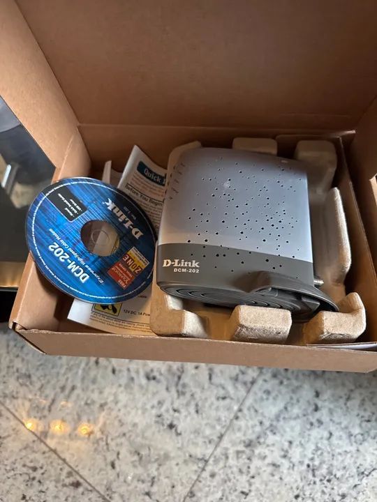 Roteador D-Link Business Class Networking na caixa 