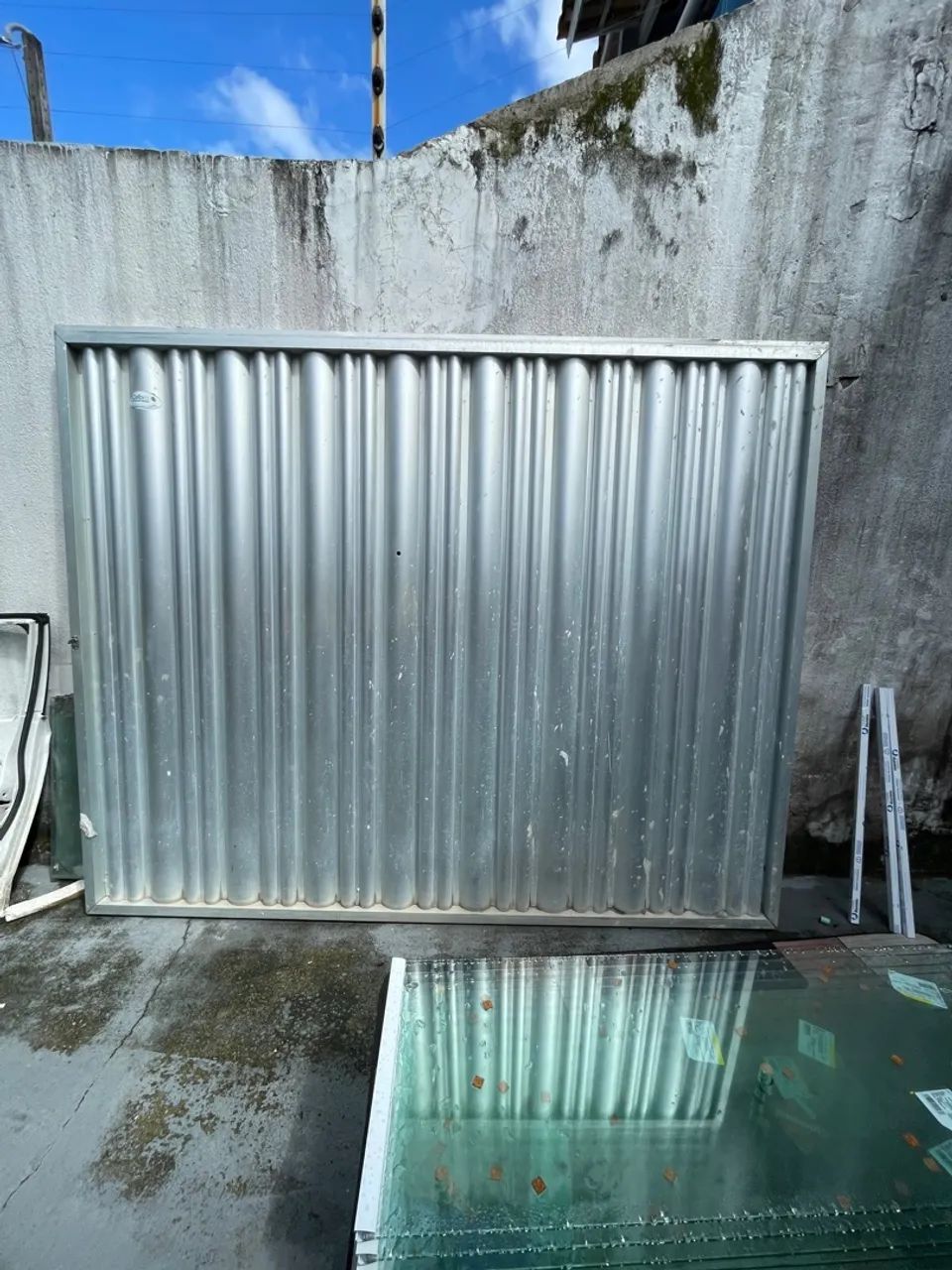 VENDO!!! Porta de Alumínio para Garagem de correr 
