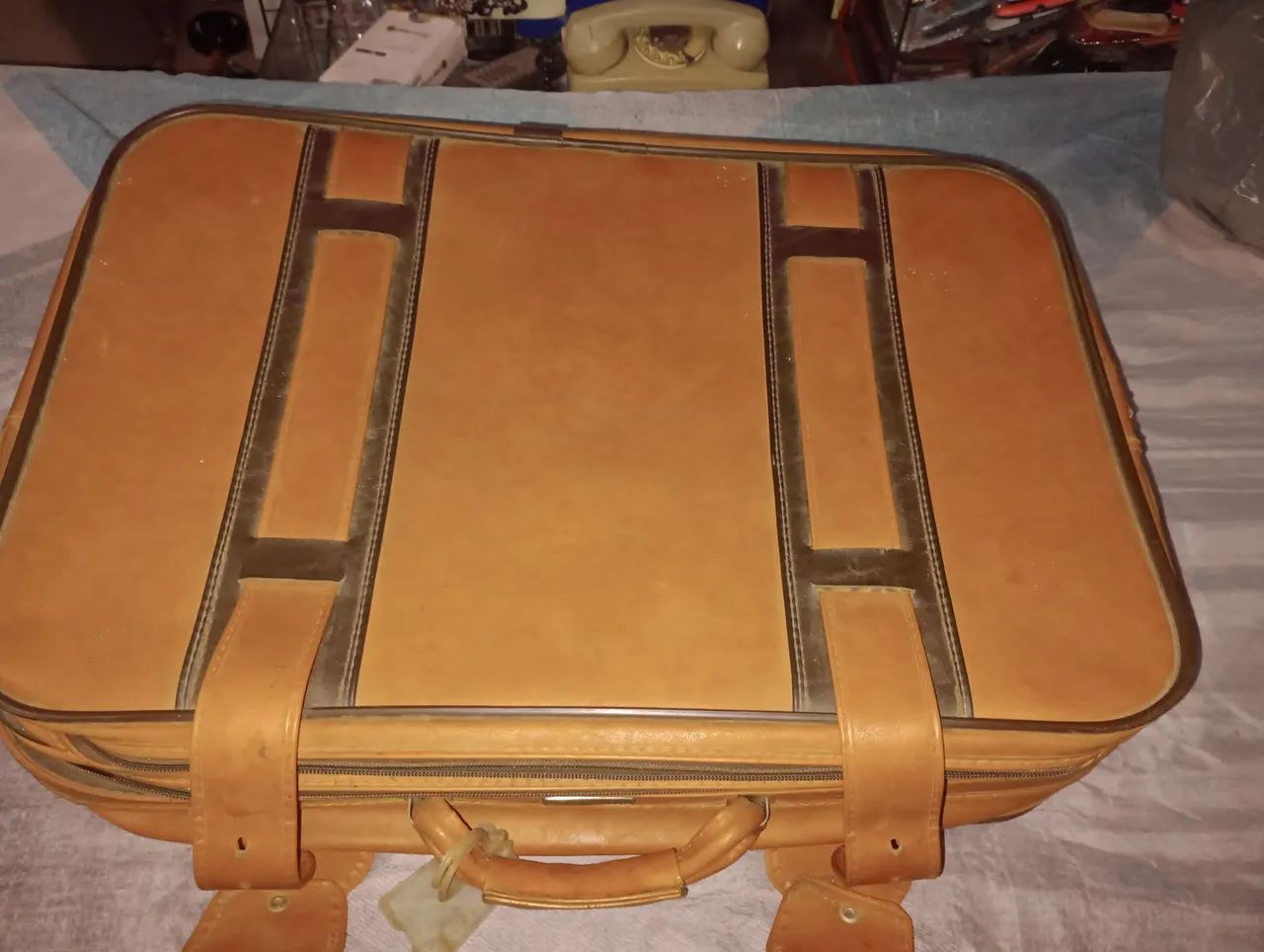 Mala de Viagem Vintage em Couro - Clássico e Elegante - Foto 4
