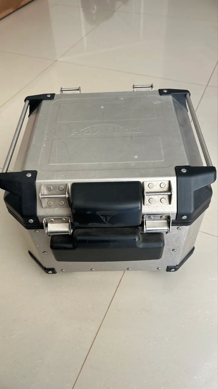 Top Case Bauleto Triumph Original Expedition 42L - Alumínio - com base  - Foto 2
