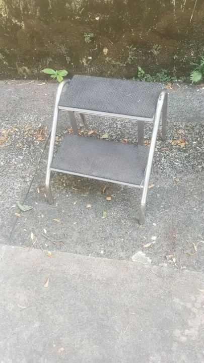 Escada de Alumínio 2 Degraus barato por apenas 80 reais  - Foto 4