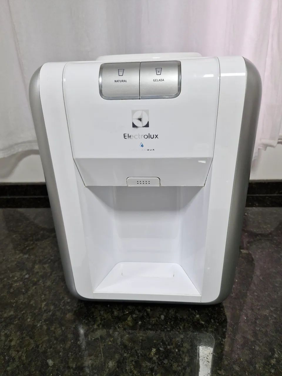 Bebedouro electrolux modelo WD20C turbo acqua fresh.  - Foto 5