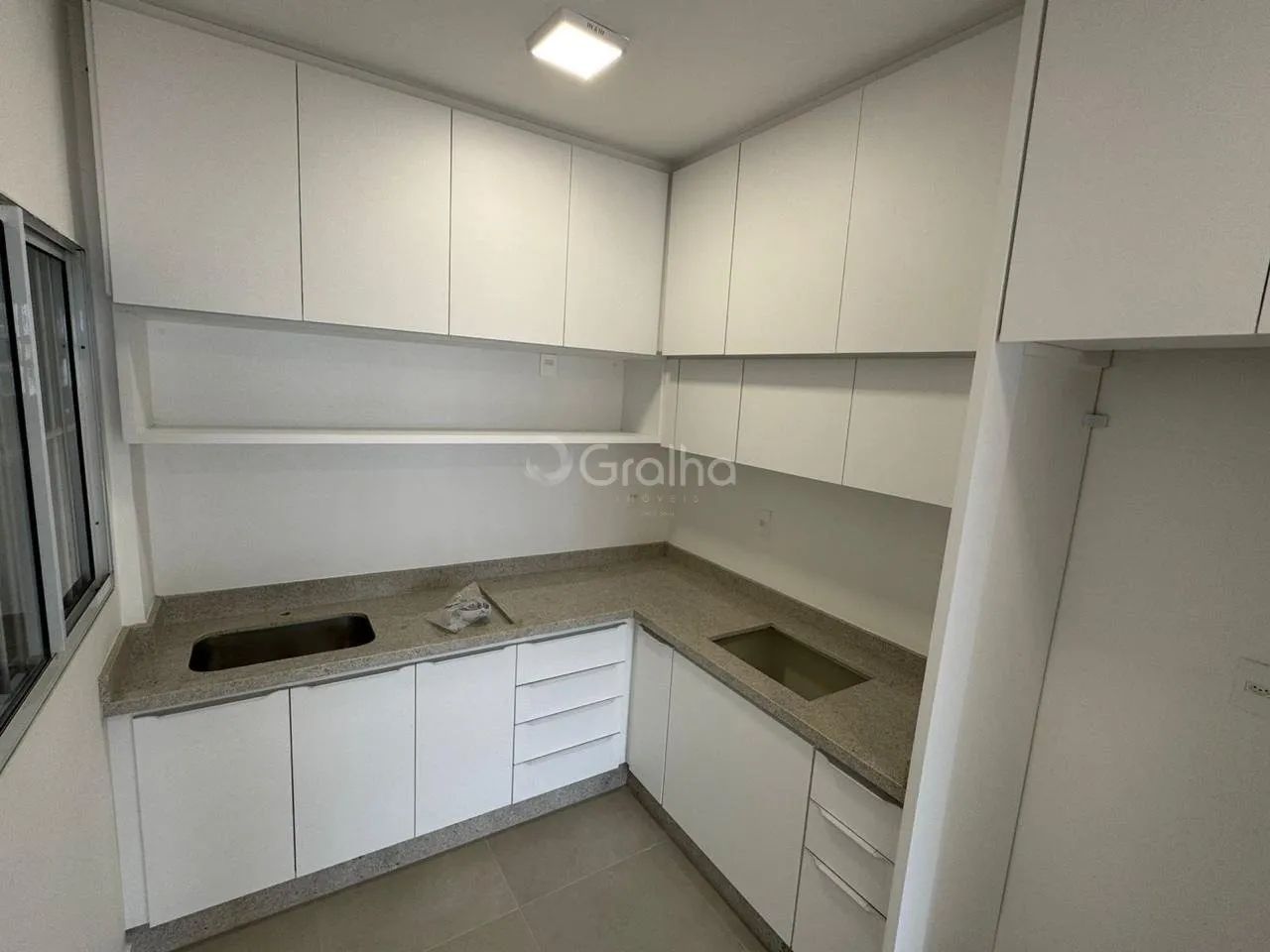 Apartamento para Venda em Florianópolis, Centro, 2 dormitórios, 1 suíte, 2 banheiros, 1 va - Foto 4