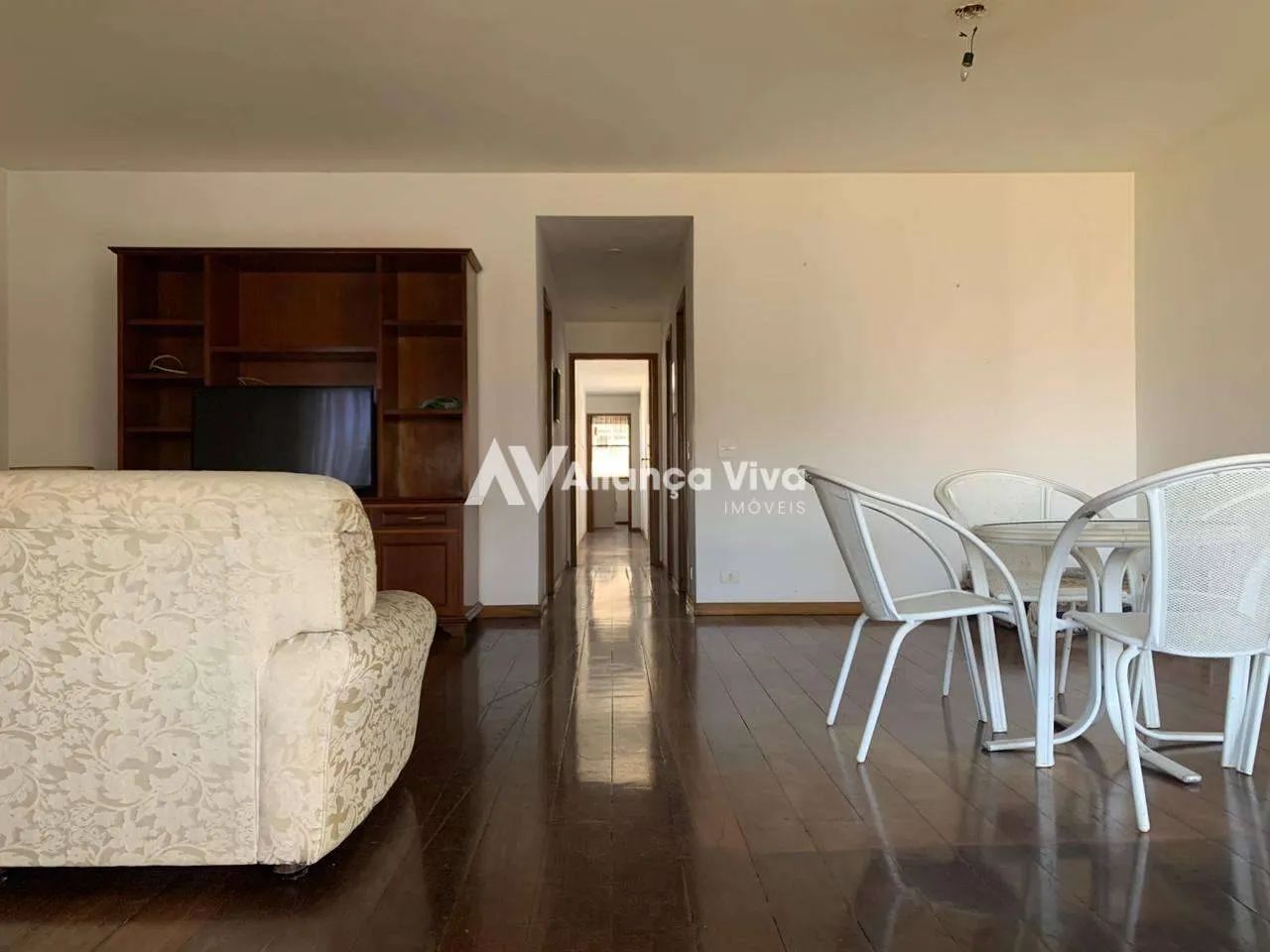 Exclcuividade - 4 quartos com suíte, vista livre e vaga - Foto 5
