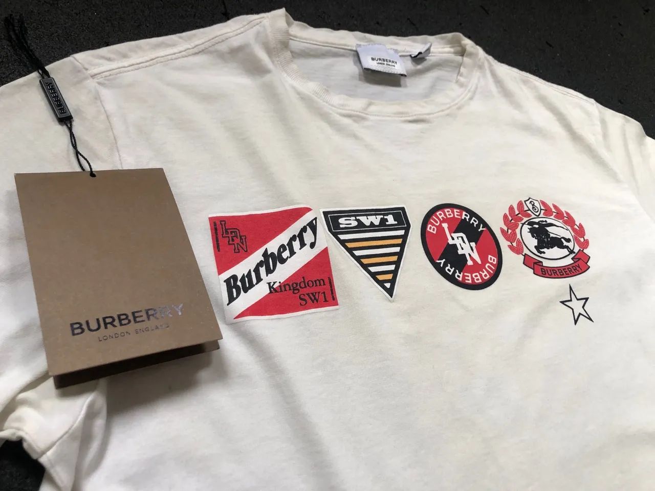 Camiseta Burberry Original Tamanho P, comprada de Londres