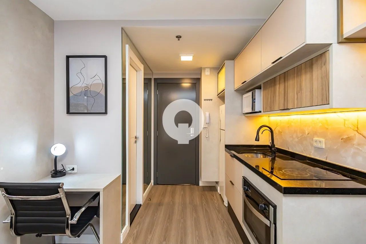 STUDIO MOBILIADO À VENDA NO CENTRO