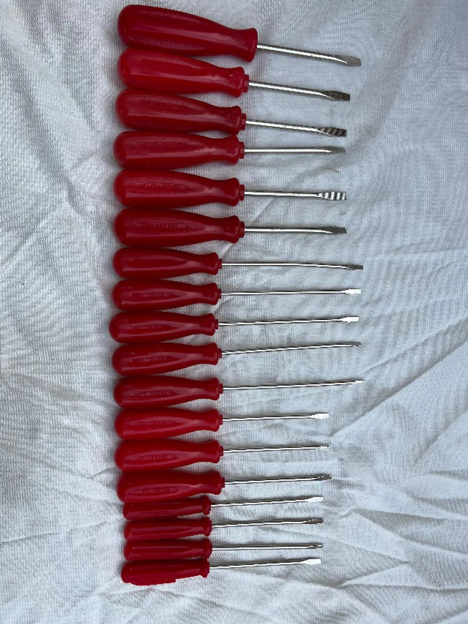 Chave de fenda diversas - Foto 5