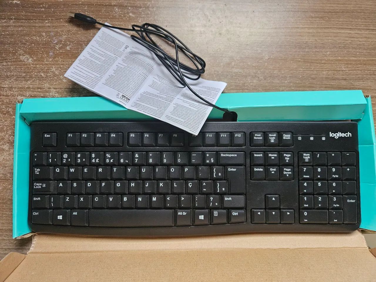 Teclado Logitech novo