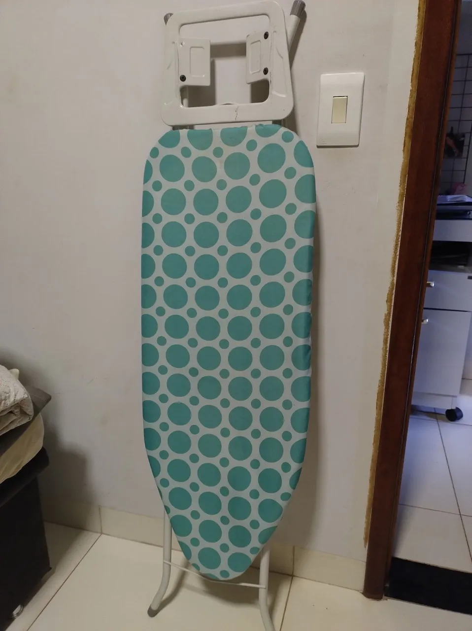 Tábua de passar roupa dobrável