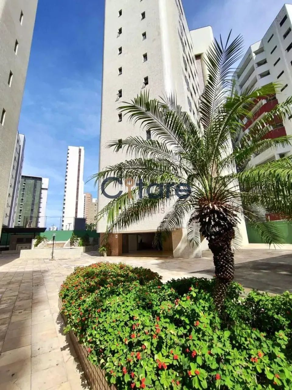 Apartamento com 3 suítes próximo a Av. Abolição e Beira Mar - Foto 2