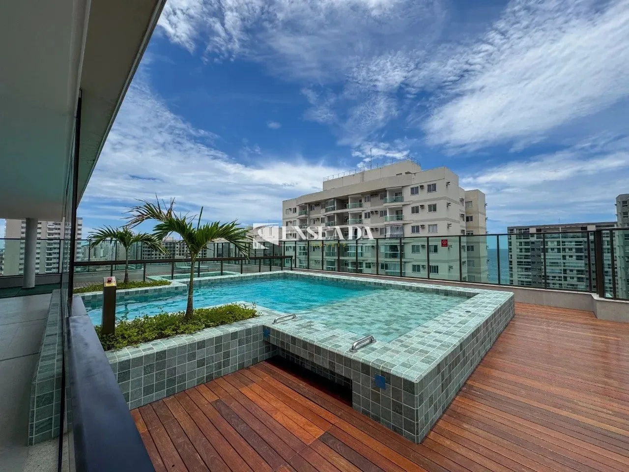 Apartamento à venda em Vila Velha-ES, Praia de Itaparica: 3 quartos, 1 suíte, 2 vagas de g