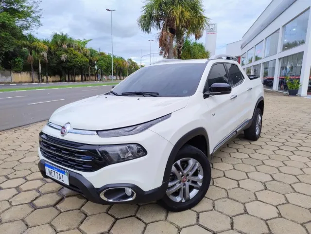 Fiat Toro Volcano 2.4 ( Apenas 37.000 km )