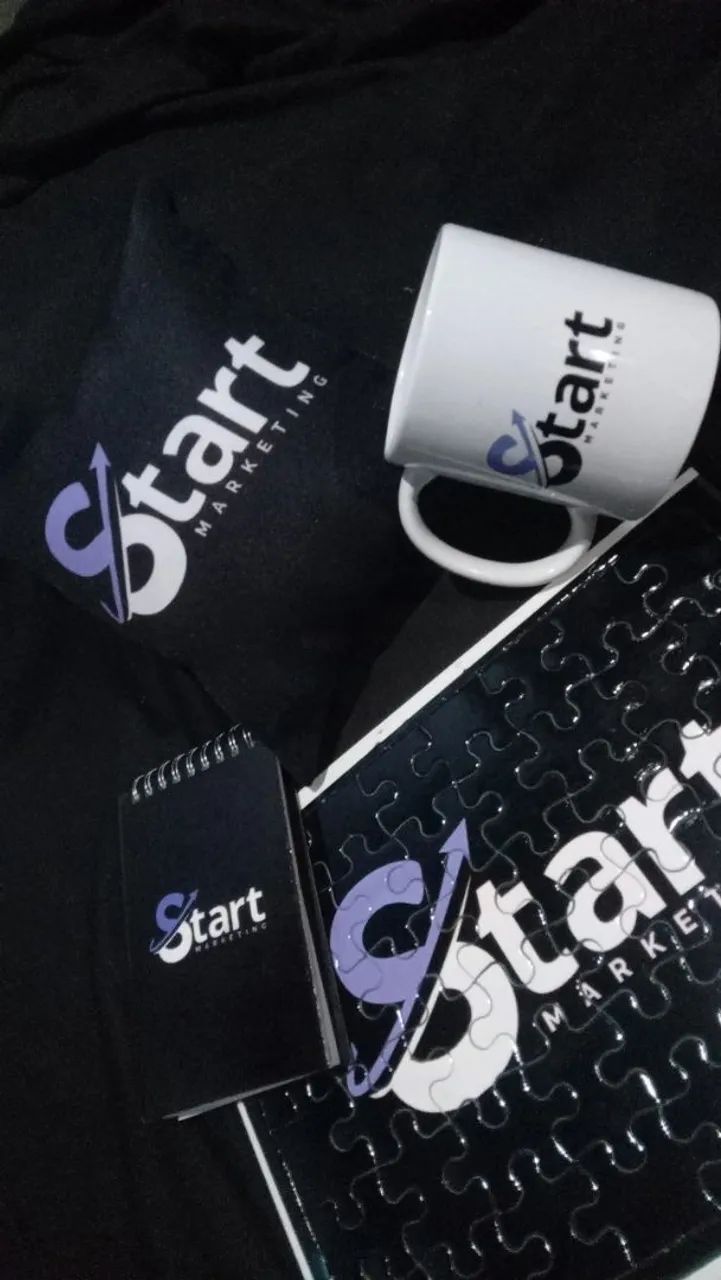 Brindes corporativos; CAMISETA, BLOCO DE NOTAS, CANECA, QUEBRA-CABEÇA 