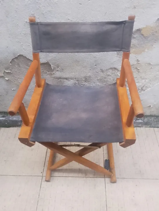 Cadeira madeira de diretor