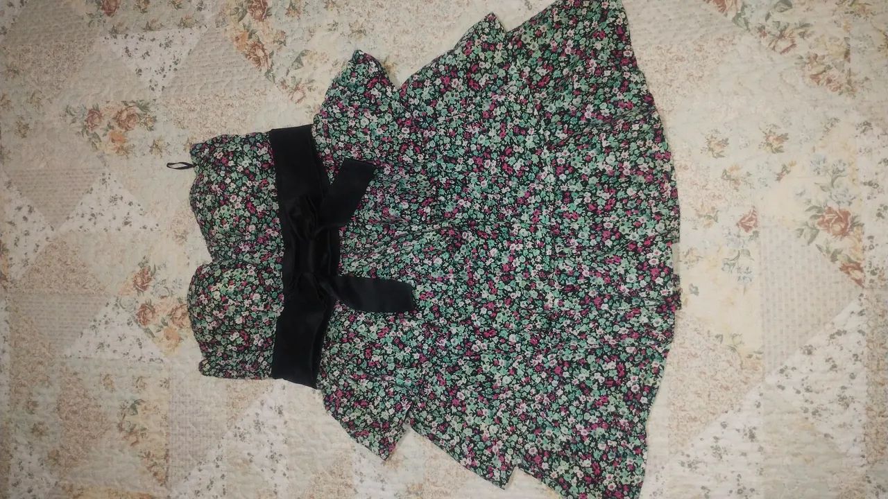 Vestido Floral com Cinto Preto - Foto 4