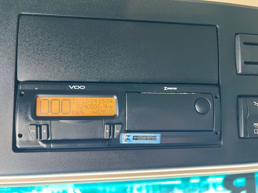 Mercedes-Benz Actros 2651 S 6x4 | Selectrucks - Foto 6