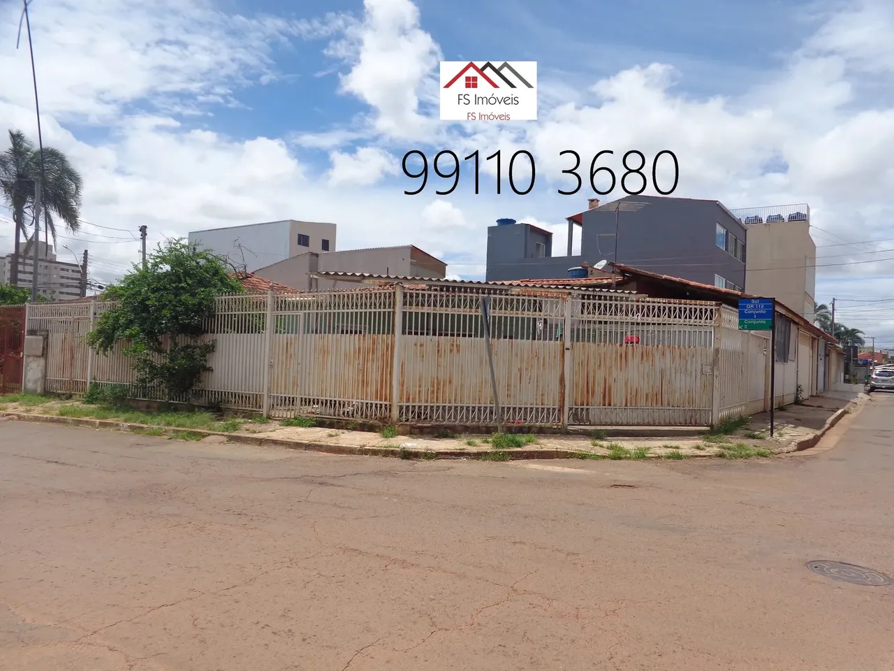 QR 112 Ótimo Lote Esquinão 193 com Casa na LAJE 3 Quartos Lado Metrô Escriturada em Samamb