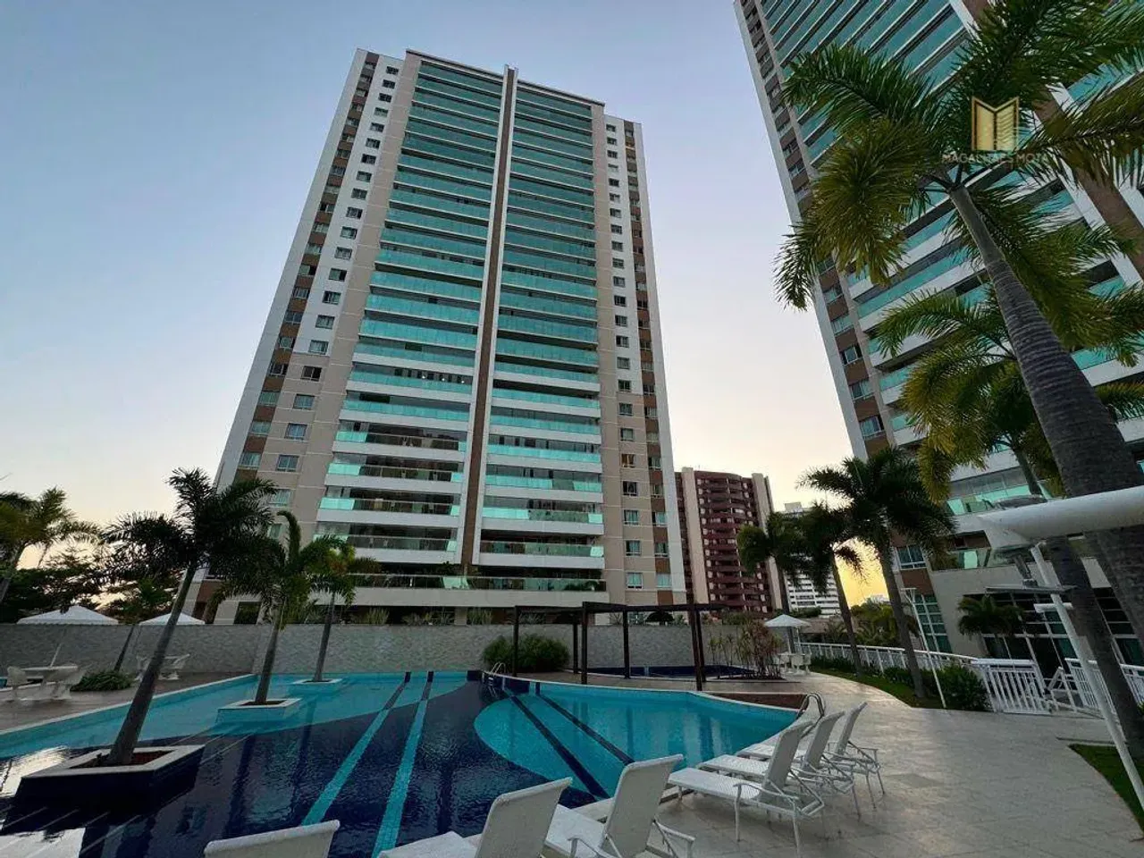 Apartamento Arvoredo com 3 dormitórios à venda, 182 m² por R$ 1.890.000 - Guararapes - For