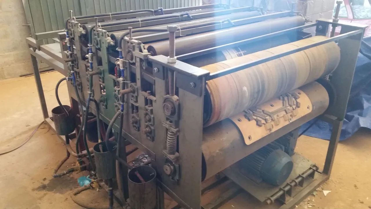 Máquinas para fabricar caixas de pizzas e demais - Foto 6