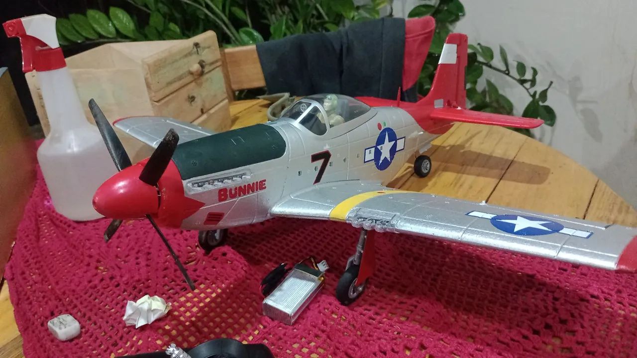 Aeromodelo p51 - Foto 5