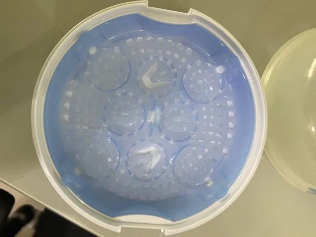 Esterilizador de mamadeira de microondas Avent Philips - Foto 5