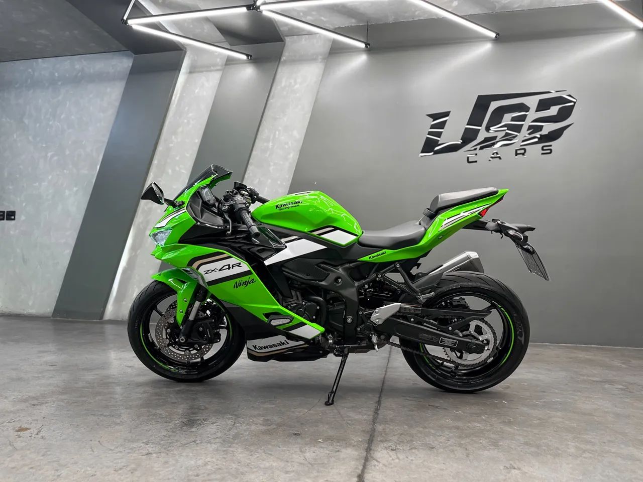 4寸、7寸 Kawasaki Ninja Zx-4r 2025 - 1448003789 | OLX