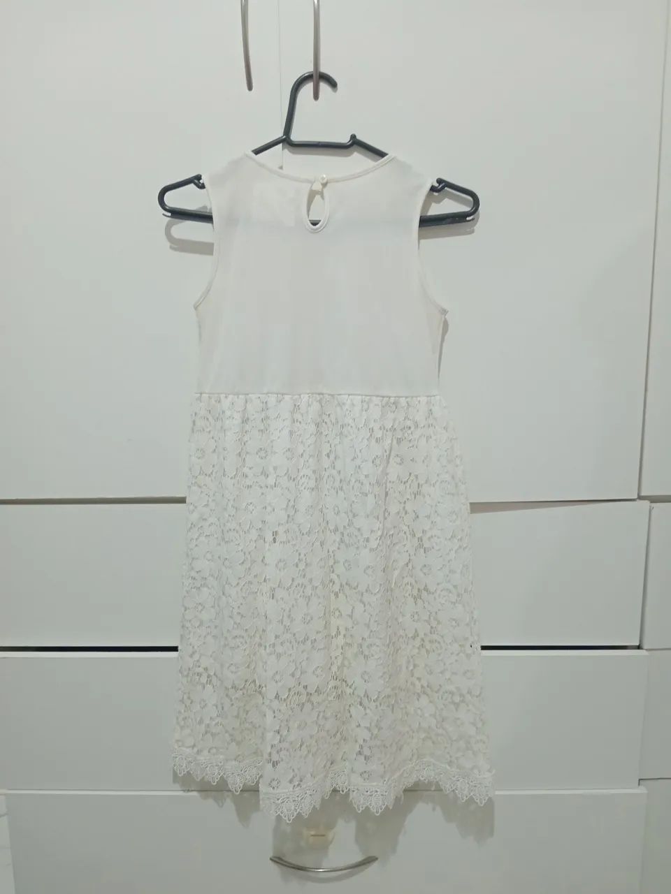 Vestido branco de renda infantil - Foto 2