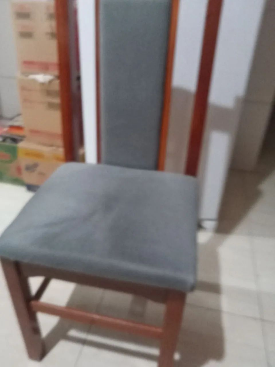 Mesa de Jantar em Madeira Maciça - Foto 4