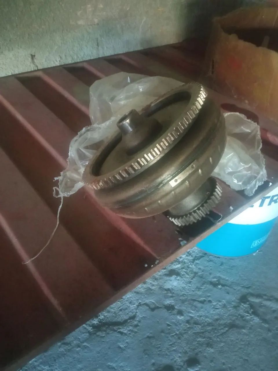 Vendo conversor de torque da carregadeira volvo L90 