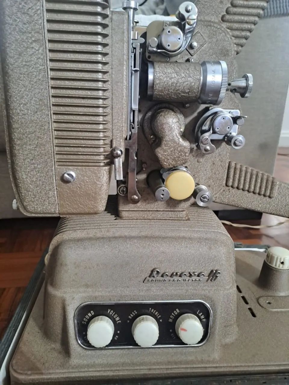 Projetor Revere Filmes 16mm com som - Foto 2