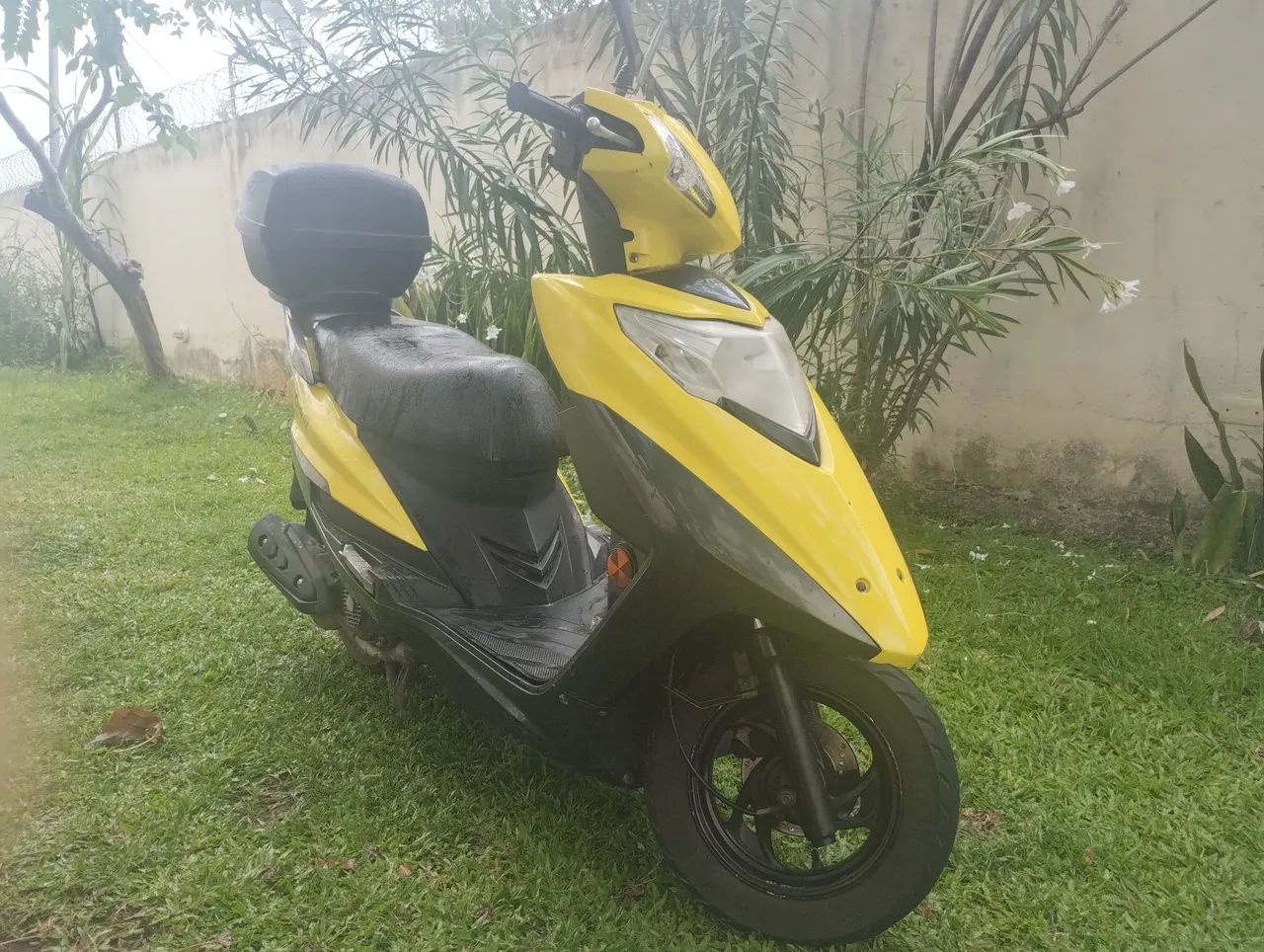 Vendo scooter seminovo 125cc