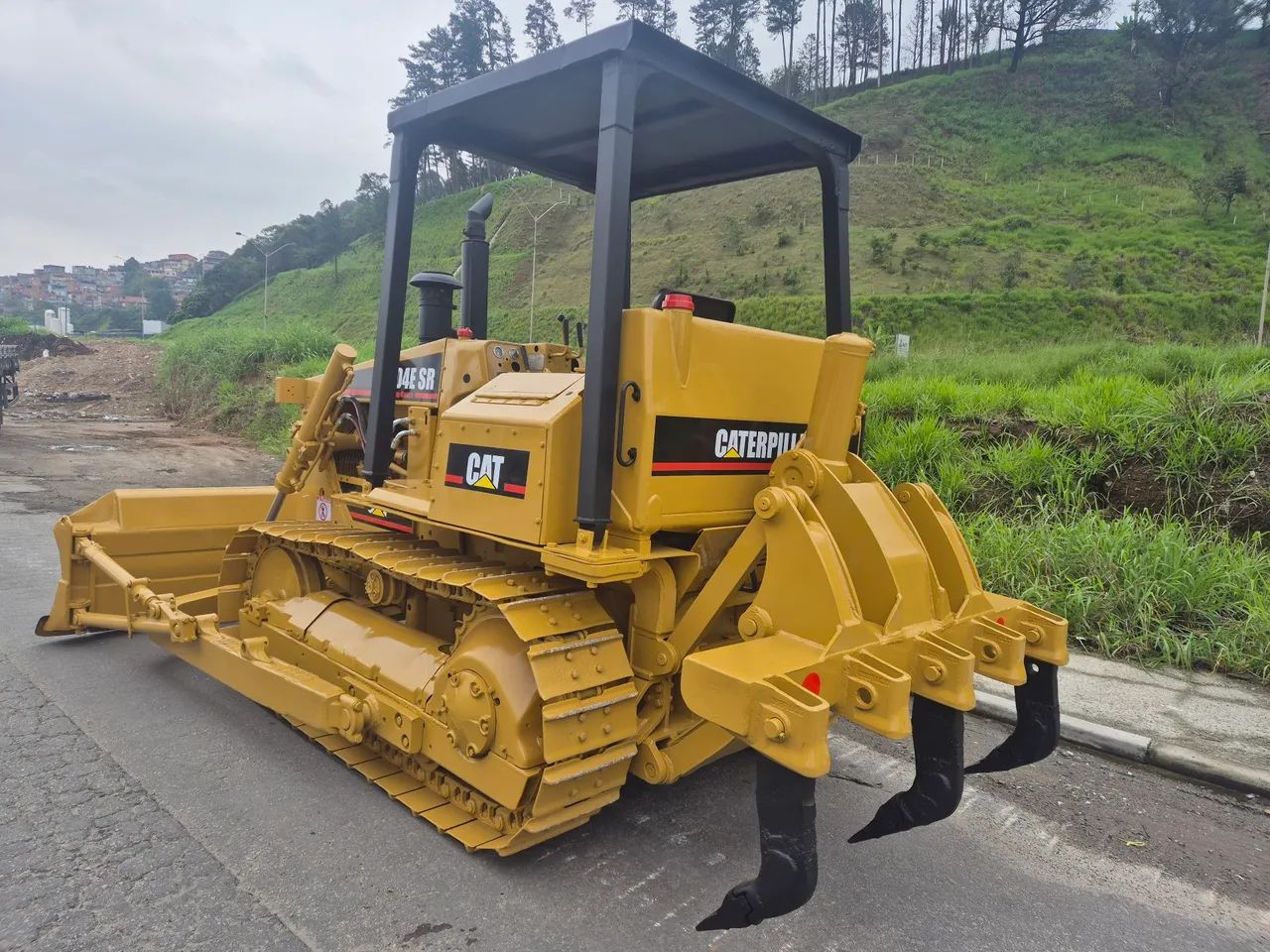 Trator de Esteira Caterpillar D4E ano 1995, OPORTUNIDADE  - Foto 2