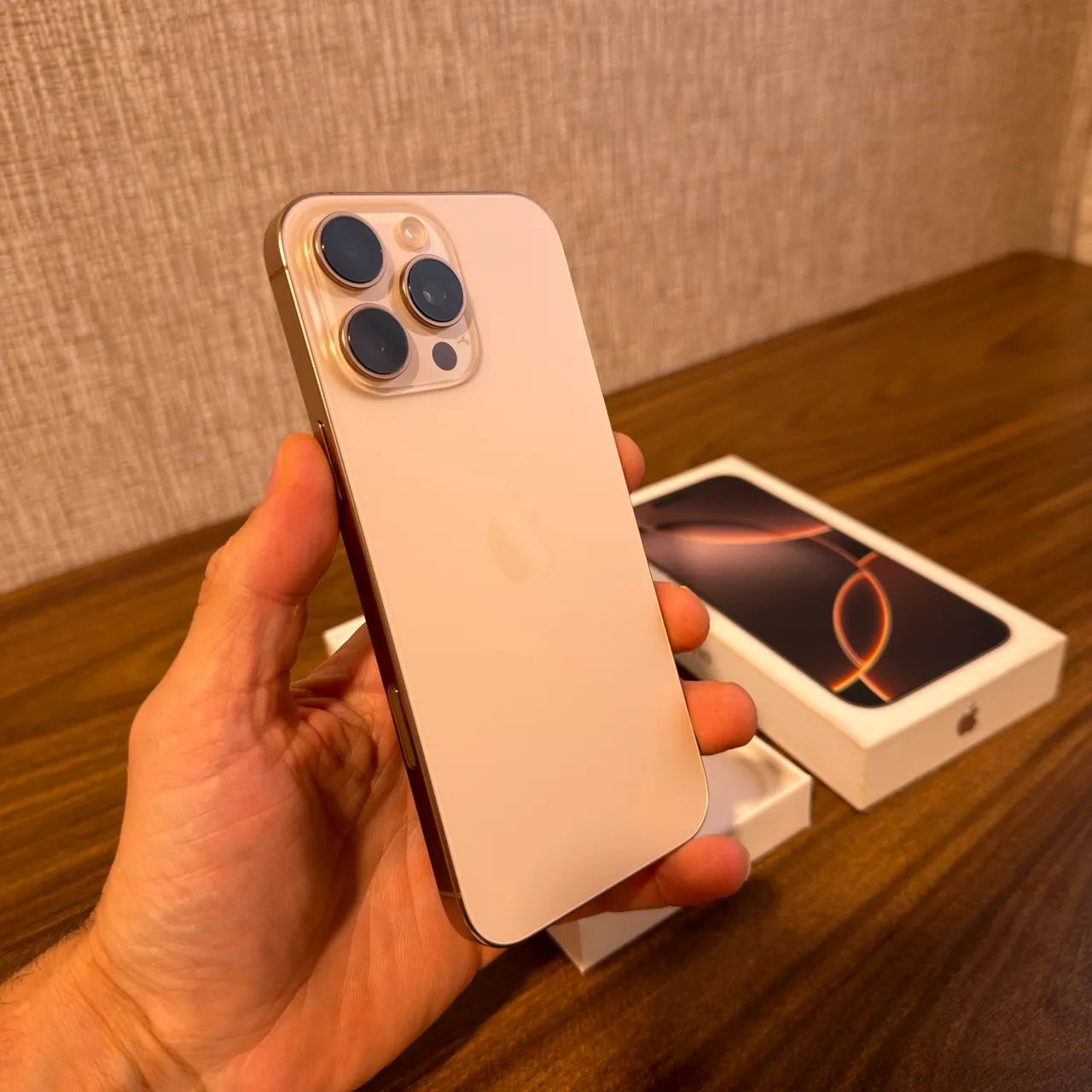 iPhone 16 Pro Max | 256GB | Garantia até 03/2026 - Celulares e