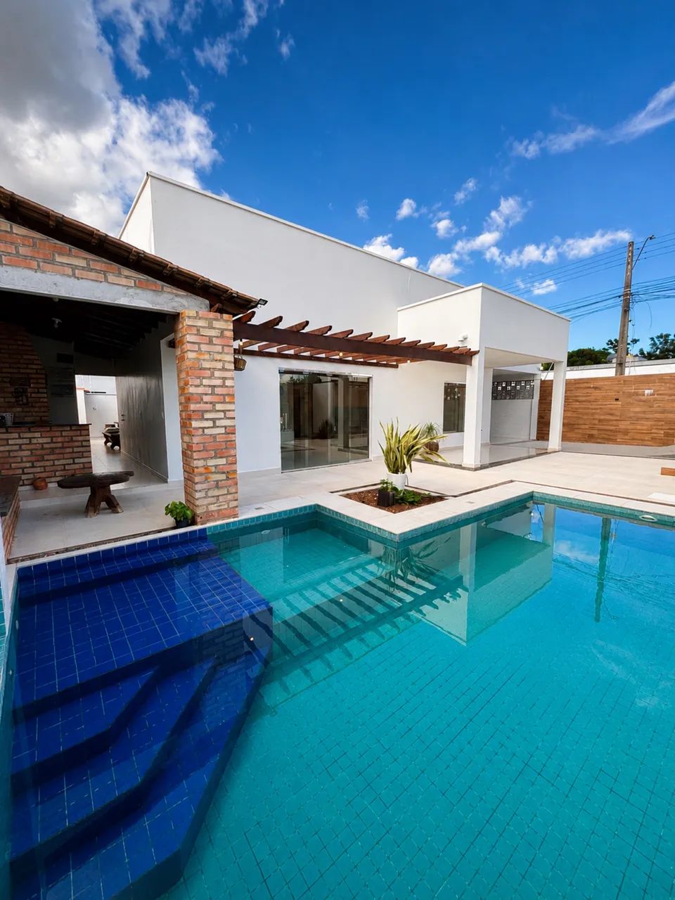 Excelente casa de alto padrão no bairro Paraviana