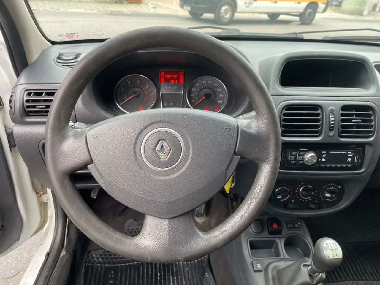 Renault Clio Rn/alize/expr./1.0 Hi-power 16V 5P 2014 - Foto 5