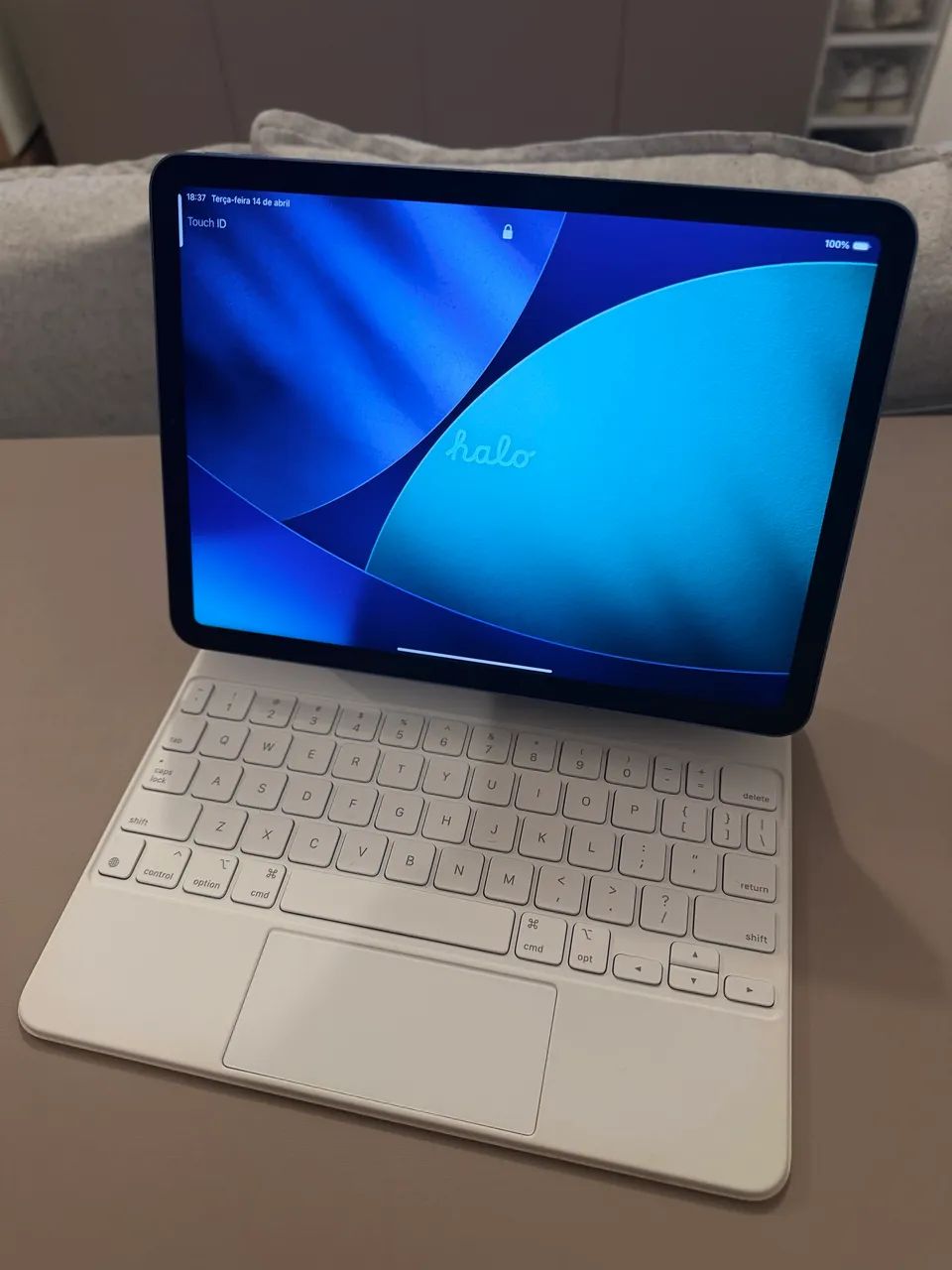 iPad Air 5 + Magic Keyboard | Pouquíssimo Usado - Foto 2