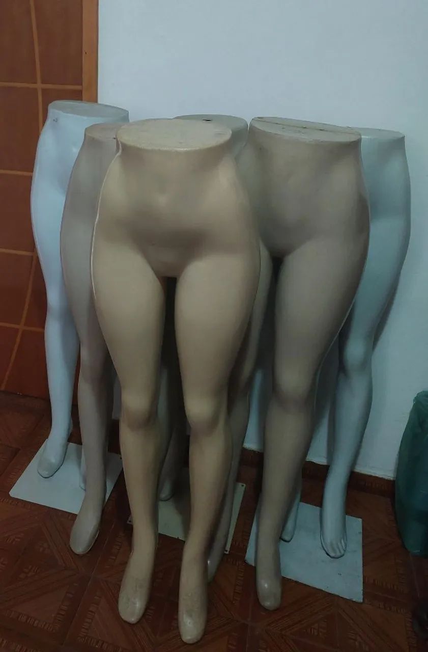 Vendo Seis Manequins para Loja de Confecção  - Foto 3