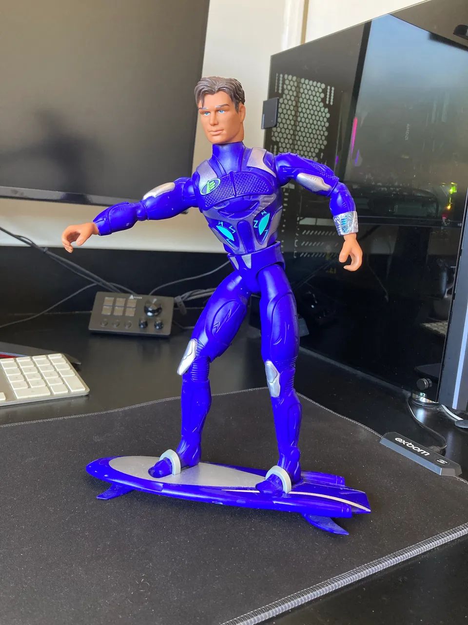 Max steel Surf Attack