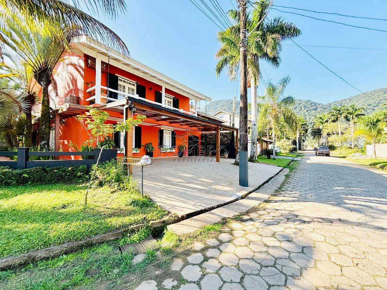 Casa com 4 quartos, Mar Verde, Caraguatatuba - R$ 2.7 mi, Cod: 2653