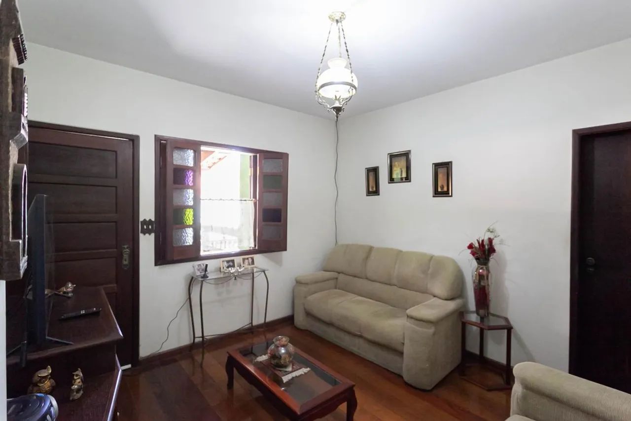 Casa à Venda - Ressaca, 5 Quartos, 300 m2