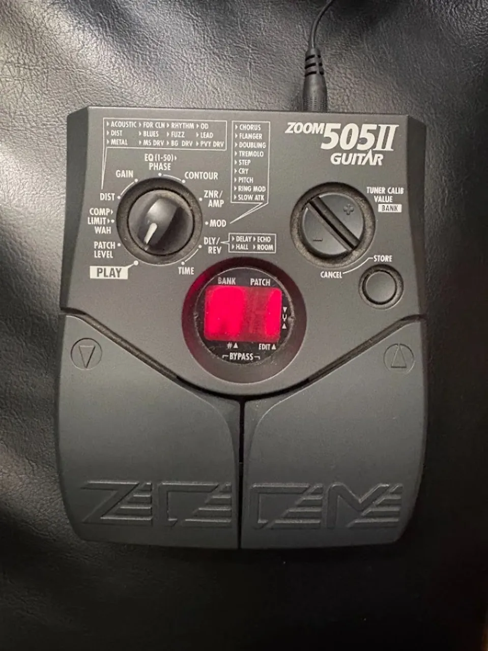 Pedal de Guitarra Zoom G1XN-AK Andreas Kisser Signature