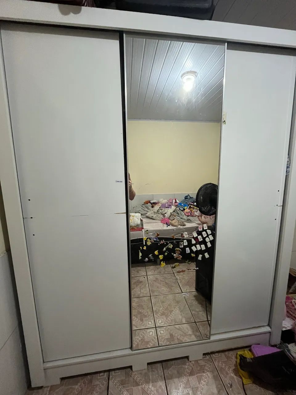 Guarda roupa solteiro 