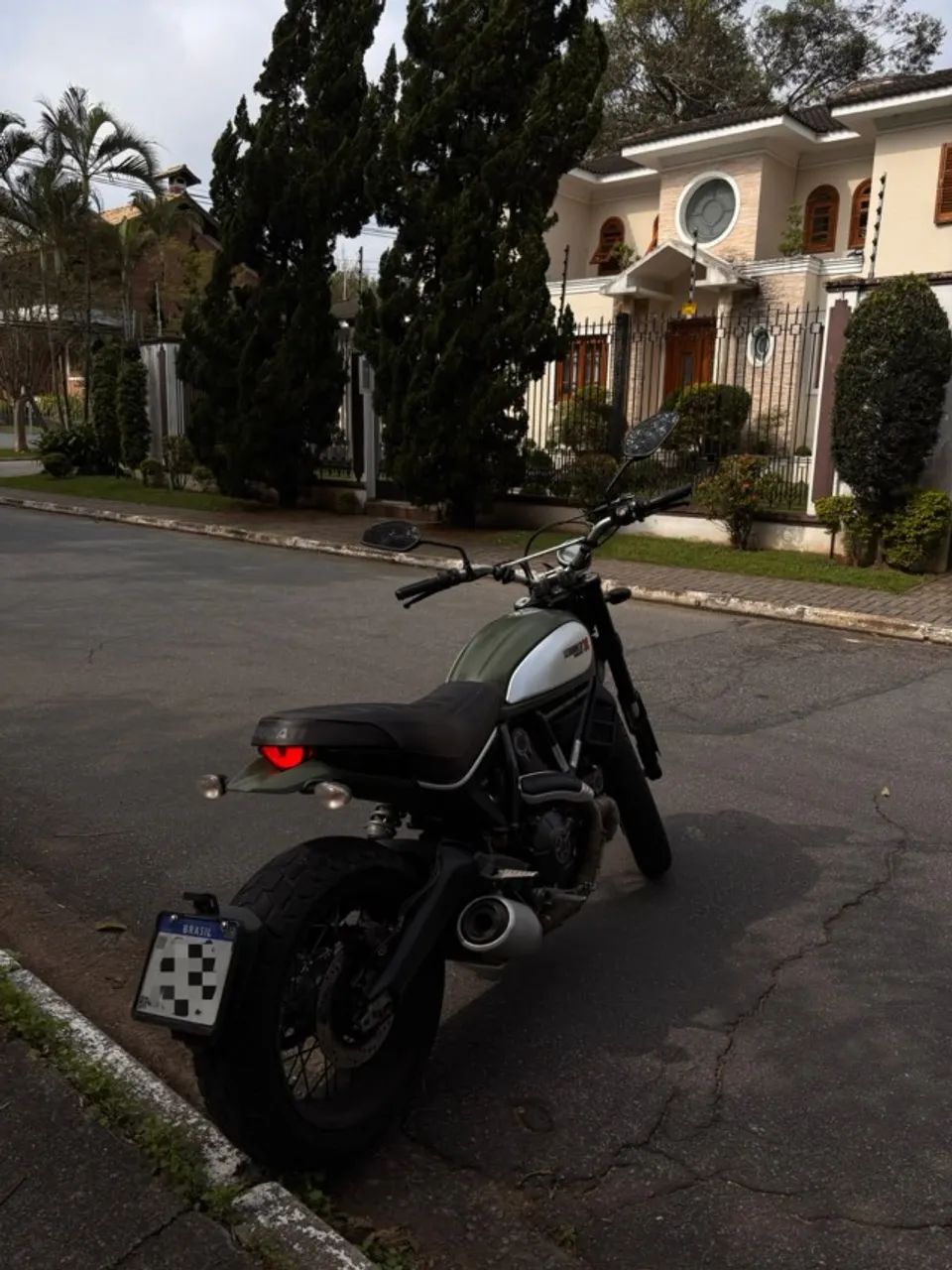 Ducati Scrambler Urban Enduro  - Foto 4